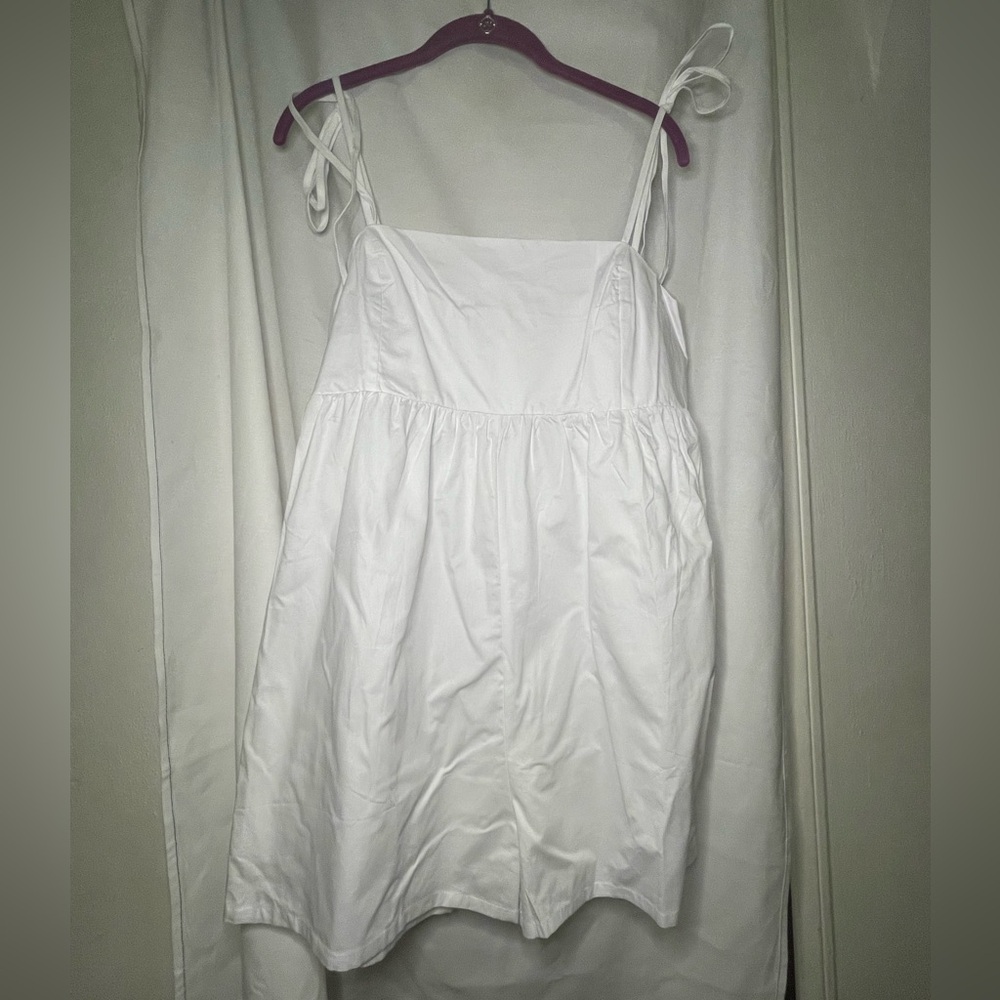 NWOT White Spaghetti Strap Mini Dress/Romper w/ Ties Size XL